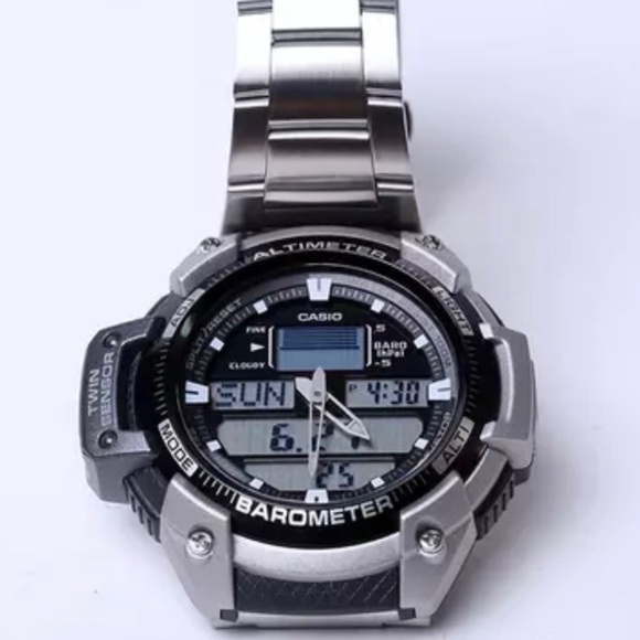 Casio Watch Altimeter Barometer Thermometer SGW400 - Picture 4 of 4